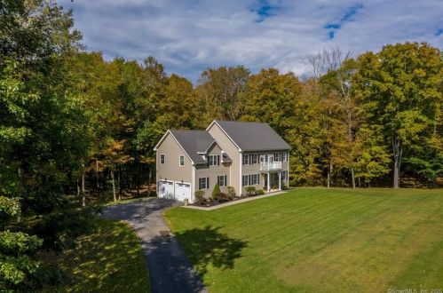15 Tamshell Dr, Kent, CT 06757 exterior
