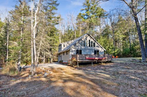 15 Blue Jay Ln, Bridgton, ME 04009 exterior