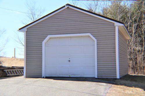 81 Jackson Rd, Waldoboro, ME 04572 exterior