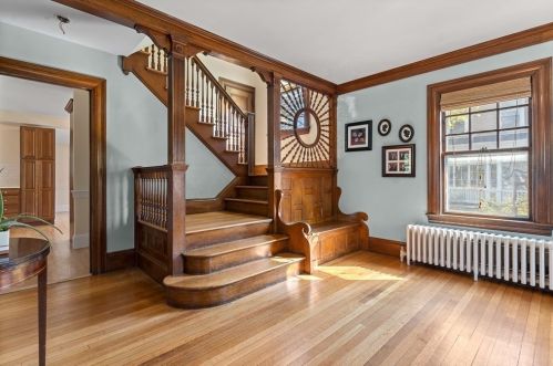 575 Watertown St, Newton, MA 02460 exterior