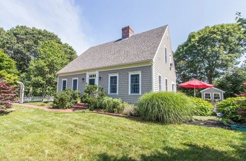 130 Comanche Dr, Falmouth, MA 02540 exterior