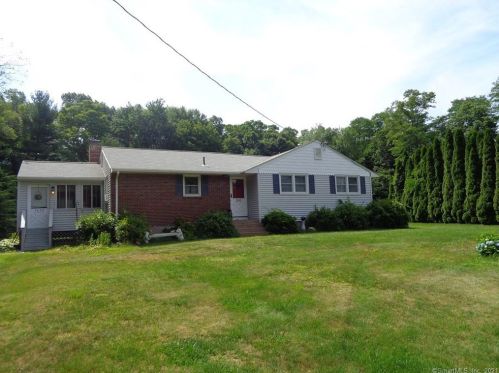 2635 Ellington Rd, Wapping, CT 06074 exterior