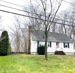 19 Meadowview Rd, Foxborough, MA 02035 exterior