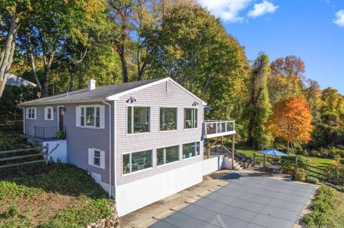 1 Lewis St, Groton, CT 06340 exterior