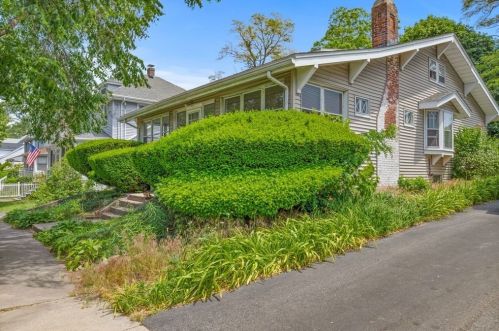 135 Elm Ave, Quincy, MA 02170 exterior