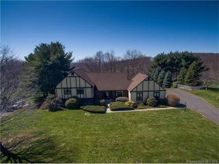 30 Valley View Dr, Wallingford, CT 06492 exterior