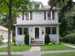 111 Beethoven Ave, Newton, MA 02468 exterior