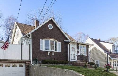 20 Beechwood Rd, Braintree, MA 02184 exterior