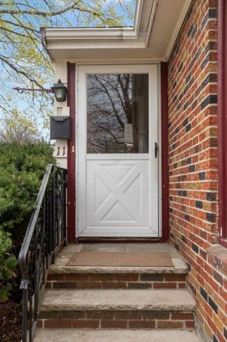 11 Witham St, Lynnfield, MA 01940 exterior