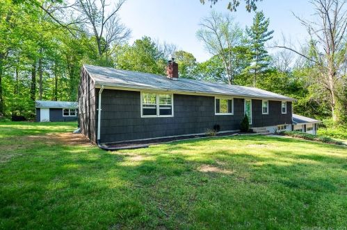 120 Hendee Rd, Andover, CT 06232 exterior
