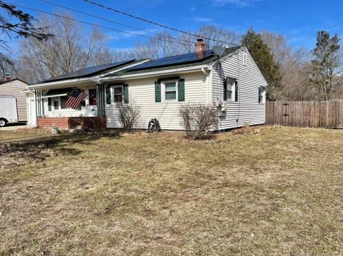 106 Adelaide St, Killingly, CT 06239 exterior