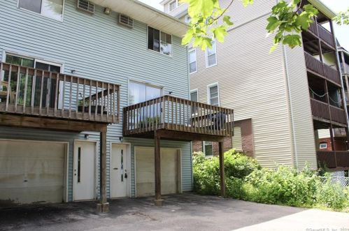 489 Wilson St, Waterbury, CT 06708 exterior