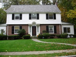 121 Intervale Rd, Newton, MA 02459 exterior