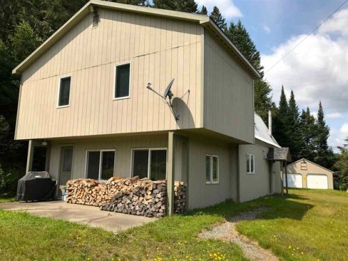 474 Bishop Brook Rd, Colebrook, NH 03576 exterior
