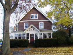 160 Oakleigh Rd, Newton, MA 02458 exterior