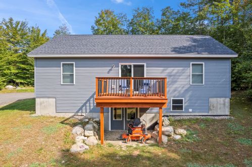 90 Eddie Kahkonen Rd, Norway, ME 04268 exterior