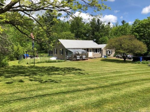 164 Stillman Hill Rd, Colbrook, CT exterior