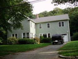 463 Waban Ave, Newton, MA 02468 exterior