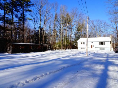 17 Fiske Rd, Tilton, NH 03276 exterior