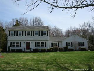 114 Woodland Hills Rd, Southbury, CT 06488 exterior