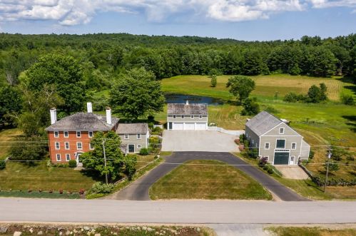 77 South Rd, South-Hampton, NH 03827 exterior