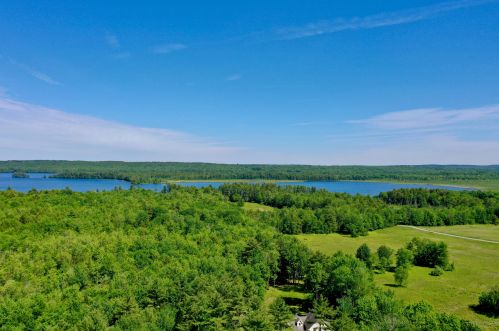 140 Point Rd, Belgrade, ME 04917 exterior