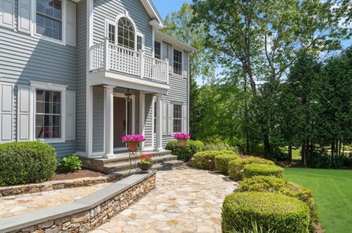 161 Cassandra Ln, North-Kingstown, RI 02852 exterior