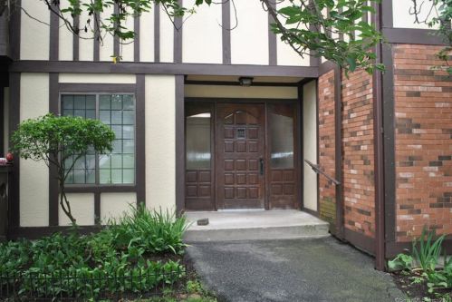 5 Chatham Ct, Brookfield Center, CT 06804 exterior