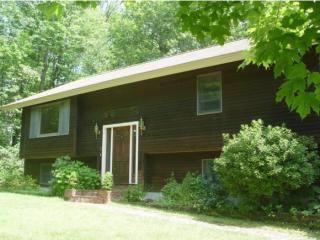 10 Maplewood Dr, Wolfeboro, NH 03894 exterior