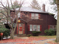 18 Fairfield St, Newton, MA 02460 exterior
