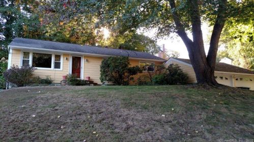 19 Sunshine Rd, Quaker-Hill, CT 06375 exterior