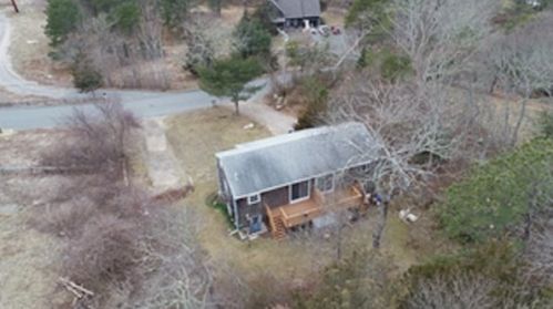 67 Griffiths Pond Rd, Brewster, MA 02631 exterior