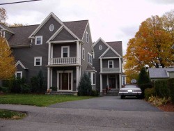24 Floral St, Newton, MA 02461 exterior