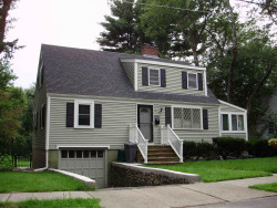 22 Heatherland Rd, Newton, MA 02461 exterior