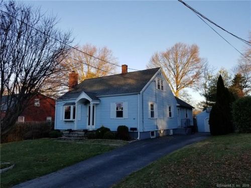 82 Marcroft St, Stratford, CT 06614 exterior