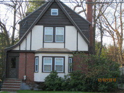 191 Woodcliff Rd, Newton, MA 02461 exterior