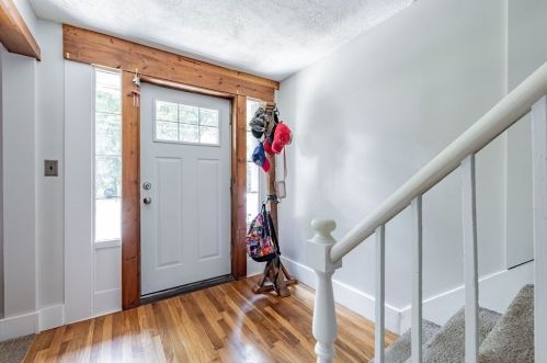 142 Hampden St, West Springfield, MA 01089 exterior