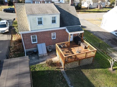 58 Roslyn Ter, Bridgeport, CT 06606 exterior