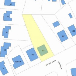 915 Watertown St, Newton, MA 02465 plot plan