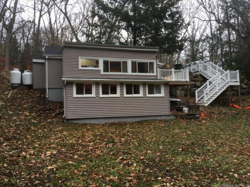 74 Great Quarter Rd, Sandy Hook, CT 06482 exterior