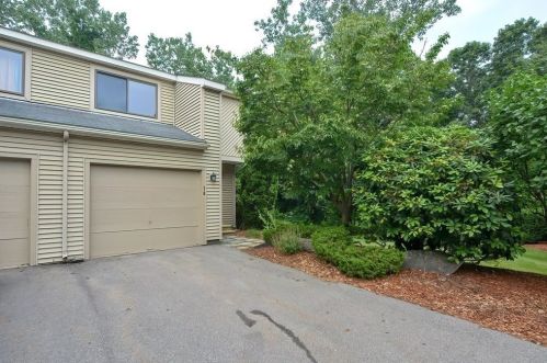 18 Lordvale Blvd, North Grafton, MA 01536 exterior