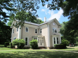 262 Beacon St, Newton, MA 02459 exterior