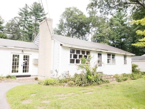 19 Moore Rd, Westford, MA 01886 exterior