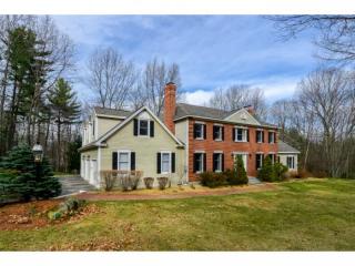 1 Hubbard Rd, Amherst, NH 03031 exterior
