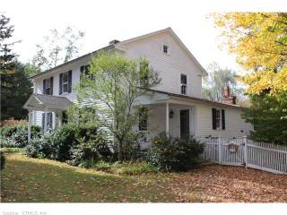 9 Hut Hill Rd, Bridgewater, CT 06752 exterior