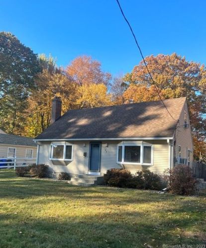 39 Booth Rd, Enfield, CT 06082 exterior
