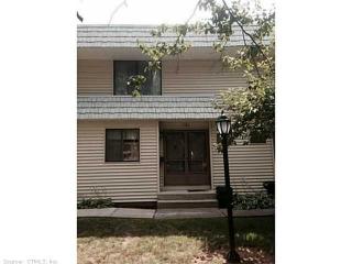 15 Hemlock Ct, Cromwell, CT 06416 exterior