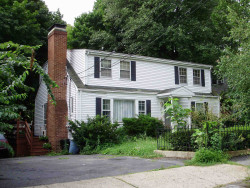 28 Indiana Ter, Newton, MA 02464 exterior