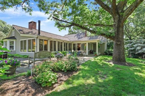37 Cheesespring Rd, Wilton, CT 06897 exterior