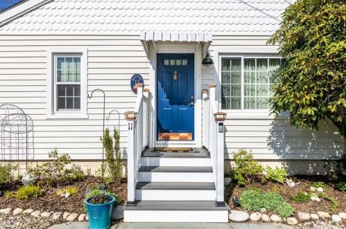 11 Portland Ave, Lyme, CT 06371 exterior